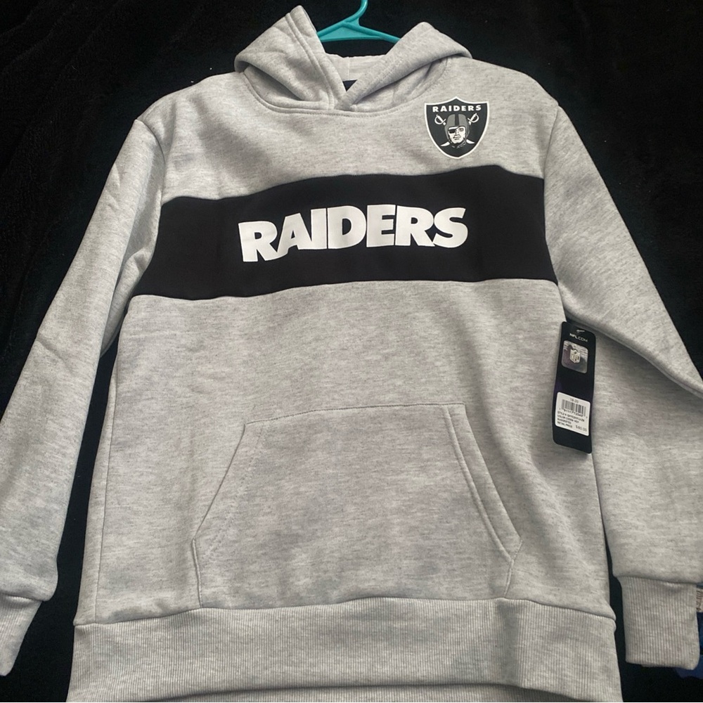 NFL Team Apparel Black Gray White Las Vegas Raiders Hoodie Boys S XL 18-20 NWT